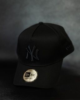 Кепка New Era New York Yankees Curved Brim Black One size (60675529) 7417879 фото