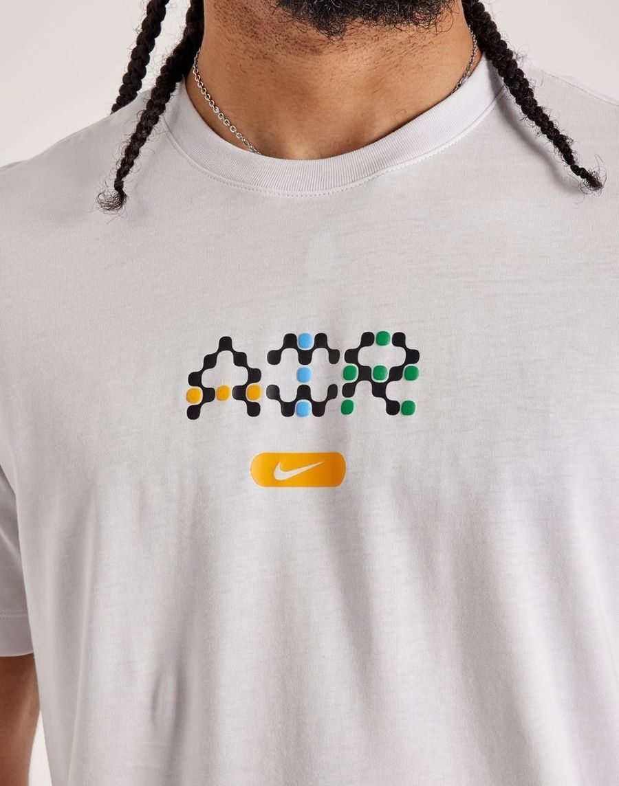 Футболка чоловіча Nike Sportswear White XL (FV3718-094) 5770618 фото